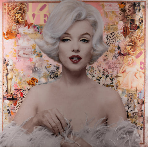  Marilyn - Fashion & Society